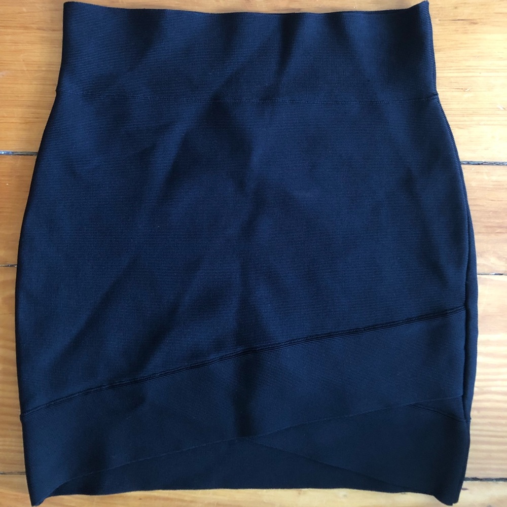 BCBG bandage skirt, S